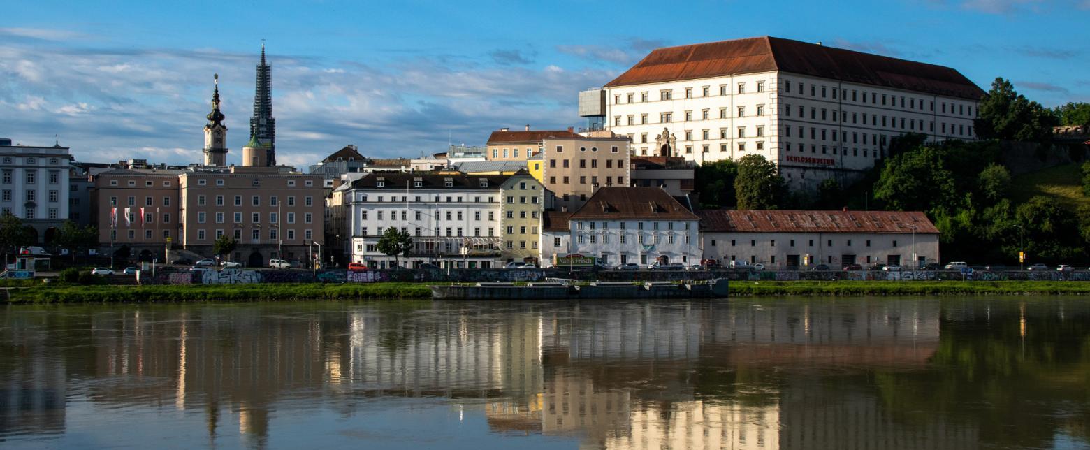Blick über die Donau Richtiung SO